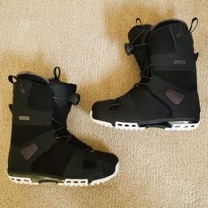 SALOMON Savage BOA Snowboard Boot (sz. 9.5)